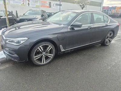 Usata BMW 740 iPerformance 258 CV (189 kW) 2016 Grigio Berlina