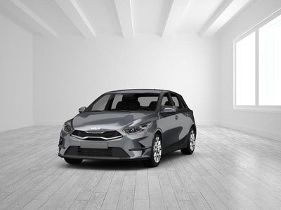 Nowe Kia Ceed Gold 140 KM (102 kW) 2025 Srebrny Hatchback