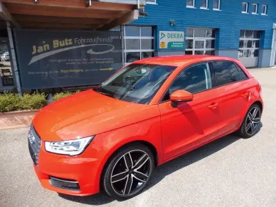 Gebraucht Audi A1 Sportback Sport 95 PS (69 kW) 2018 Rot Kleinwagen