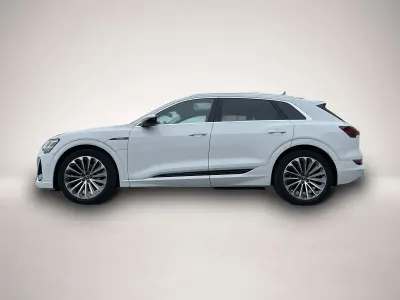 Gebraucht Audi e-tron S-Line 230 kW (313 PS) 2022 Weiß SUV