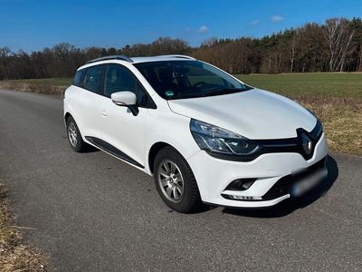 Gebraucht Renault Clio GrandTour Intens 90 PS (66 kW) 2018 Weiß Kombi