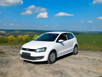 Käytetty VW Polo 69 HP (50 kW) 2012 Valkoinen Viistoperä
