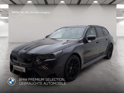 Grau Gebraucht 2025 BMW M5 Sport Line Kombi | 127.901 € (Fairer Preis)
