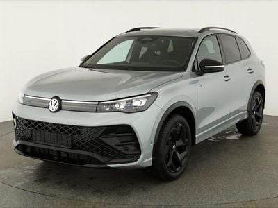 Neu VW Tiguan R-line 193 PS (141 kW) 2025 Oyster silver metallic SUV