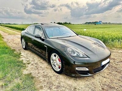 Porsche Panamera Turbo