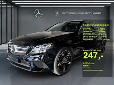 Gebraucht Mercedes C300e Avantgarde 320 PS (235 kW) 2020 Schwarz Limousine