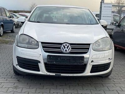 Gebraucht VW Jetta Comfortline 122 PS (89 kW) 2009 Weiß Limousine