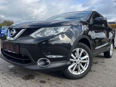Schwarz Gebraucht 2017 Nissan Qashqai Acenta SUV | 8.990 € (Guter Preis)