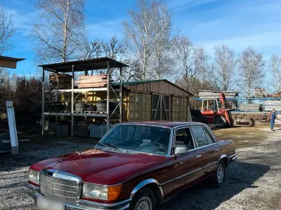 Gebraucht Mercedes S280 156 PS (114 kW) 1979 Rot Limousine