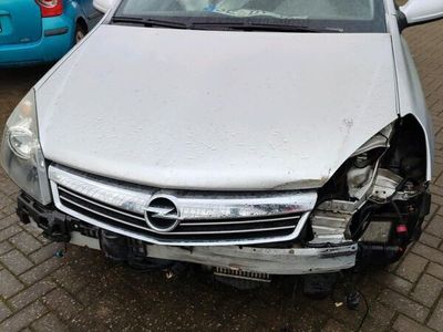 gebraucht Opel Astra 1.7cdti