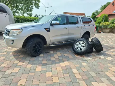 Gebraucht Ford Ranger 150 PS (110 kW) 2012 Silber Pickup