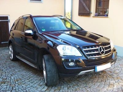 Gebraucht Mercedes ML320 224 PS (164 kW) 2009 Schwarz SUV