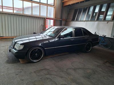 Usata Mercedes S500 326 CV (239 kW) 1991 Grigio Berlina