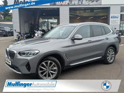 Gebraucht BMW X3 Sport Line 190 PS (139 kW) 2023 Skyscraper grau (metallic) SUV