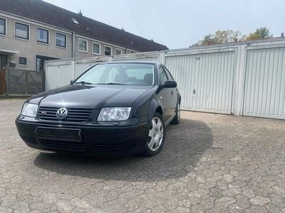 Second-hand VW Bora 150 CP (110 kW) 1999 Negru Berlinǎ