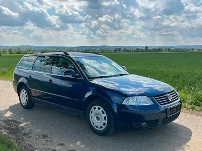 Gebraucht VW Passat 102 PS (75 kW) 2004 Blau Kombi