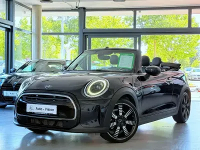 Gebraucht Mini Cooper Cabriolet Premium Plus 136 PS (100 kW) 2023 Schwarz Cabrio