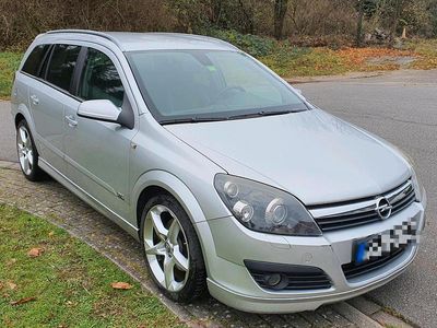 Gebraucht Opel Astra Cosmo 150 PS (110 kW) 2006 Silber Kombi