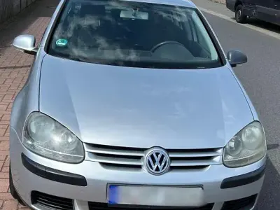 Gebraucht VW Golf V 90 PS (66 kW) 2004 Grau Kleinwagen