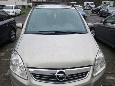 Usata Opel Zafira 115 CV (84 kW) 2009 Grigio Monovolume