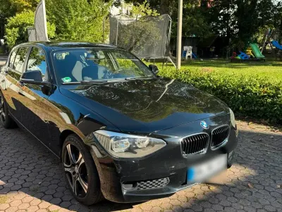 Gebraucht BMW 116 136 PS (100 kW) 2012 Schwarz Kleinwagen