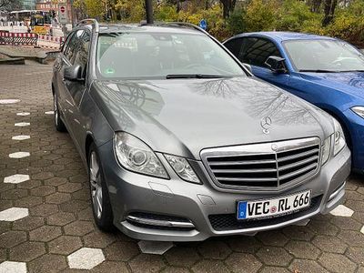 Mercedes E220