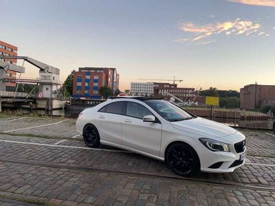 Mercedes CLA200