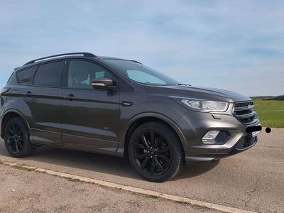 Usata Ford Kuga ST-Line 182 CV (133 kW) 2018 Grigio SUV