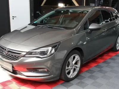Gebraucht Opel Astra 150 PS (110 kW) 2018 Grau Kombi