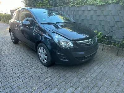 Gebraucht Opel Corsa 86 PS (63 kW) 2014 Schwarz Kleinwagen