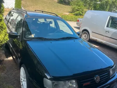 Gebraucht VW Passat 180 PS (132 kW) 1996 Schwarz Kombi