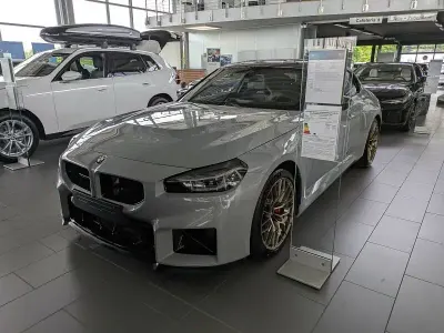 Neu BMW M2 Performance 530 PS (389 kW) 2026 Grau Coupé