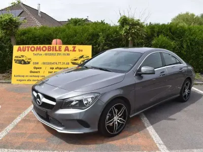 Gebraucht Mercedes CLA180 Urban 122 PS (89 kW) 2018 Grau Coupé