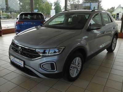 Gebraucht VW T-Roc Life 150 PS (110 kW) 2022 Pyrit silber SUV