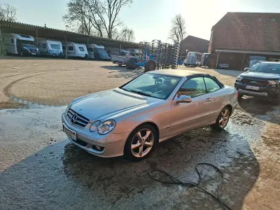 Käytetty Mercedes CLK500 306 HP (225 kW) 2006 Hopea Avoauto