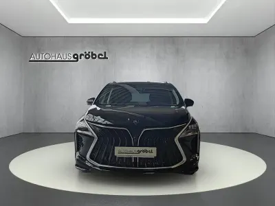 Neu DFSK Forthing 4 177 PS (130 kW) 2026 Schwarz Limousine
