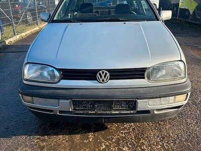 Silber Gebraucht 1994 VW Golf III | 1.290 €