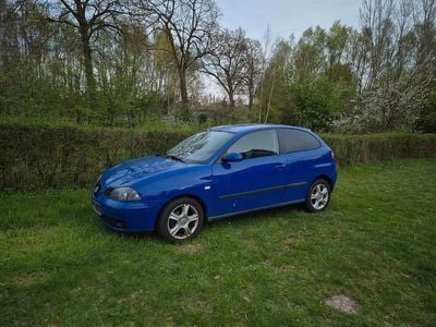 Usata Seat Ibiza Reference 75 CV (55 kW) 2005 Blu Utilitaria