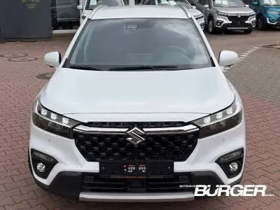 Gebraucht Suzuki SX4 S-Cross 102 PS (75 kW) 2024 Weiß metallic SUV