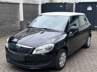 Gebraucht Skoda Fabia Active 60 PS (44 kW) 2013 Schwarz Kleinwagen