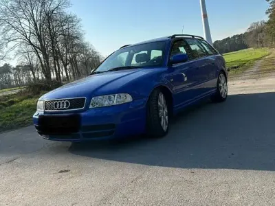 Gebraucht Audi S4 Sport 265 PS (194 kW) 1999 Blau Kombi