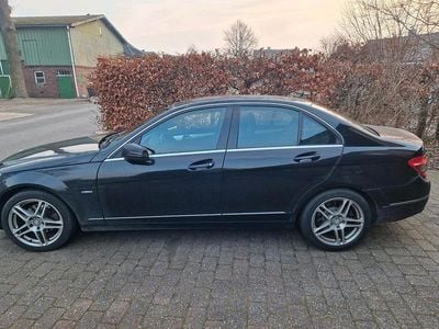 Gebraucht Mercedes C200 184 PS (135 kW) 2011 Schwarz Limousine