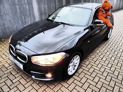 gebraucht BMW 118 i Sport Line Scheckheft