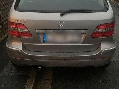 Mercedes B200