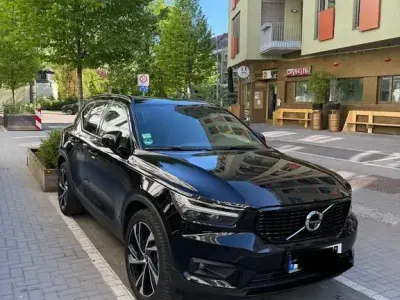 Gebraucht Volvo XC40 R-Design 197 PS (144 kW) 2020 Schwarz SUV