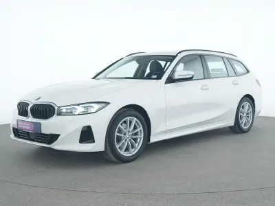 Usata BMW 318 Comfort Edition 156 CV (114 kW) 2025 Bianco Berlina