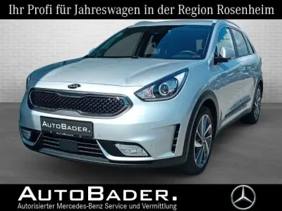 Gebraucht Kia Niro Spirit 141 PS (103 kW) 2019 Seidensilber (metallic) SUV