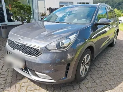 Gebraucht Kia Niro Vision 141 PS (103 kW) 2019 Grau SUV
