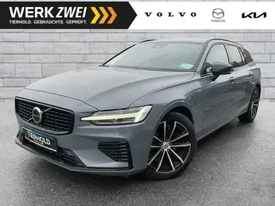 Gebraucht Volvo V60 Plus 456 PS (335 kW) 2022 Thunder grey Kombi
