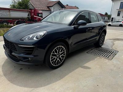 Second-hand Porsche Macan S 340 CP (250 kW) 2017 Albastru SUV